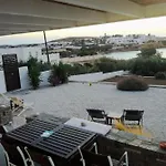 度假居 Nesaea Seafront House 帕拉斯波罗斯