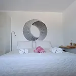 Nesaea Seafront House 帕拉斯波罗斯