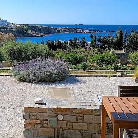 Nesaea Seafront House Semesterbostad *